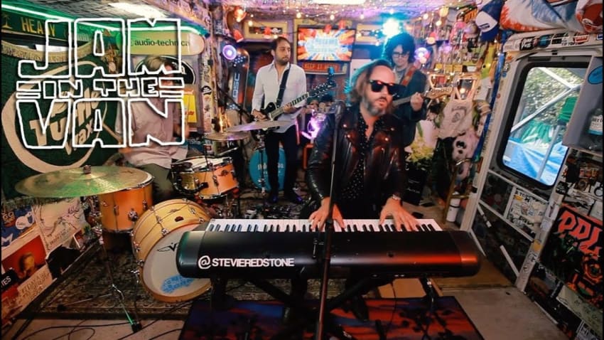 STEVIE REDSTONE - "Surrender" (Live at JITVHQ in Los Angeles, CA 2019) #JAMINTHEVAN