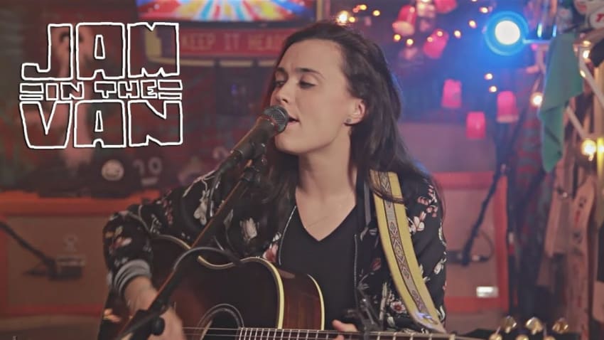 WHITNEY FENIMORE - "In Between" (Live at JITV HQ in Los Angeles, CA 2018) #JAMINTHEVAN