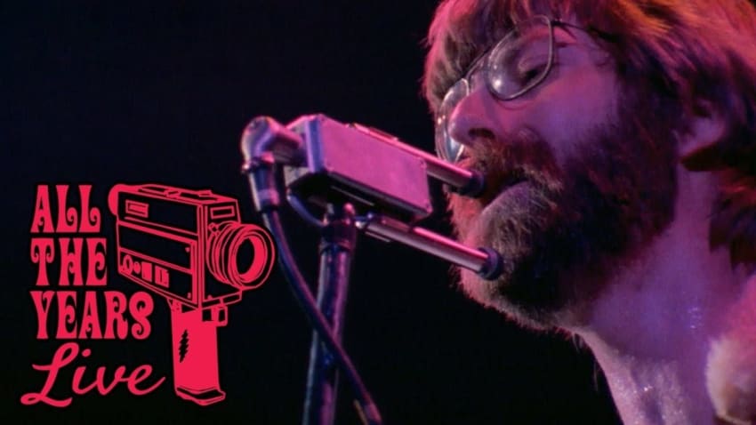 Grateful Dead - China Cat Sunflower/I Know You Rider (Winterland 10/17/74)