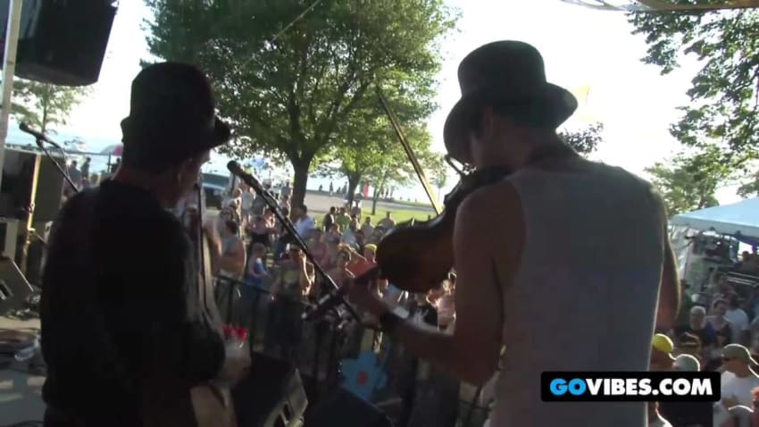 Caravan of Thieves Perform Michael Jackson's "Thriller" at Gathering of the Vibes 2011