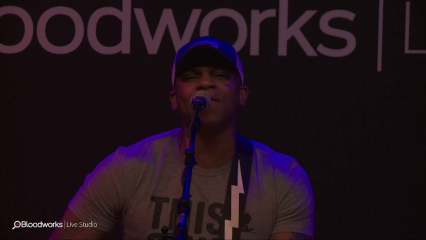 Jimmie Allen - Blue Jean Baby (98.7 THE BULL)