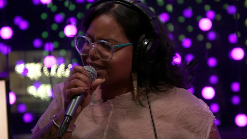 JusMoni - Sweet To Me (interlude) / 80 MPH (Live on KEXP)