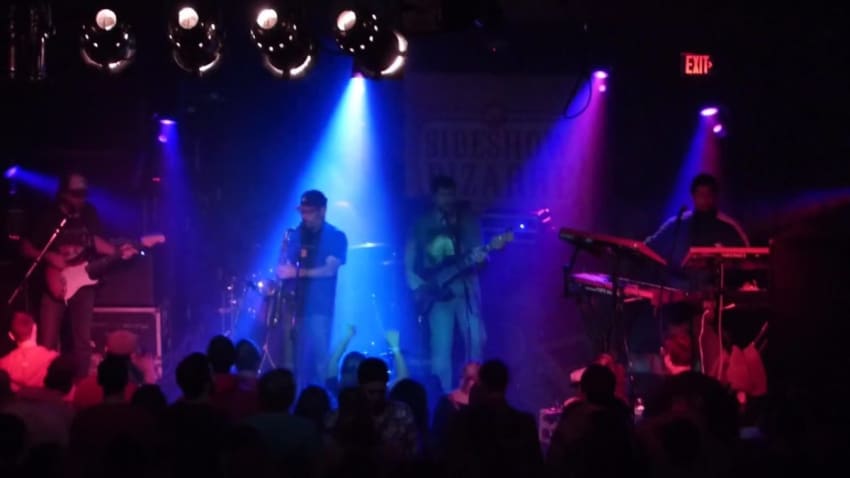 Kung Fu: Hollywood Kisses [HD] 2013-10-26 - Worcester; MA