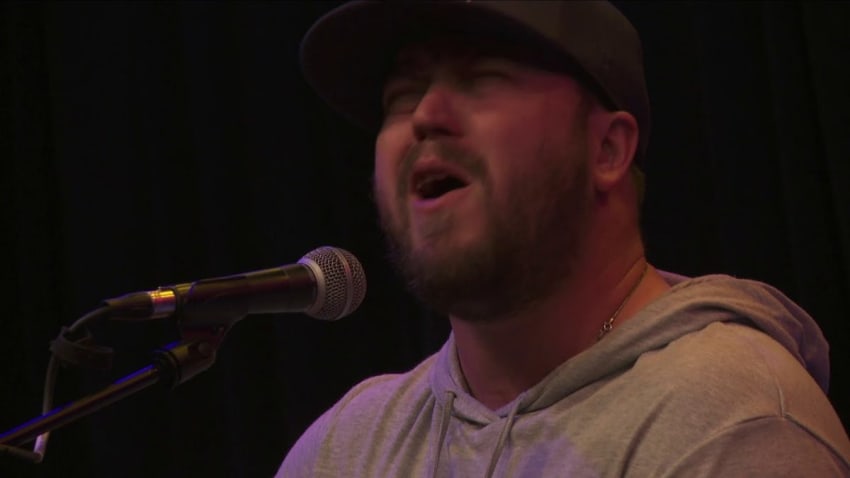 Mitchell Tenpenny - Drunk Me (98.7 THE BULL)