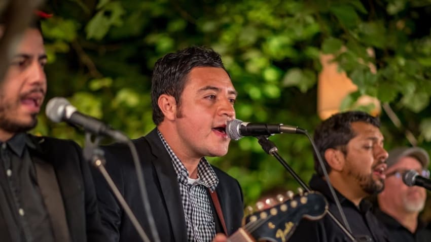 Orkesta Mendoza - Cuando Yo La Conocí - Edge @Pickathon 2018 S05E06