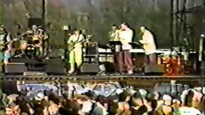 Phish 7/20/91 18. "You Enjoy Myself" 1/2 Arrowhead Ranch, Parksville, NY