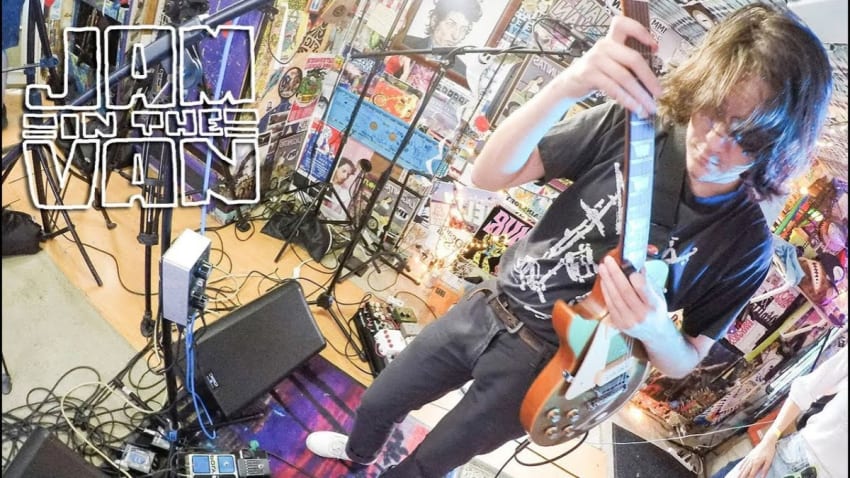 SAM EVIAN - "Summer Day" (Live at JITVHQ in Los Angeles, CA 2018) #JAMINTHEVAN