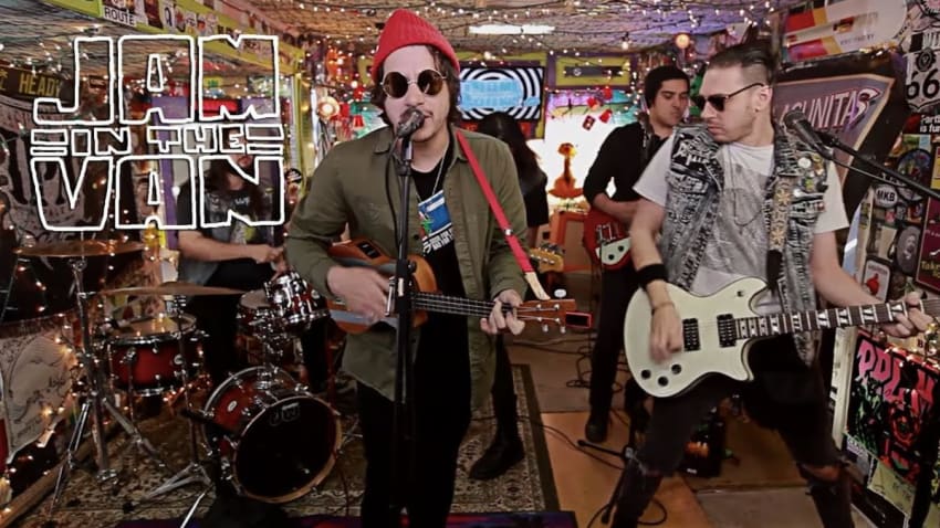 THE KNITTS - "So Pleased (I'm Not Your Man)" (Live at JITV HQ in Los Angeles, CA 2018) #JAMINTHEVAN