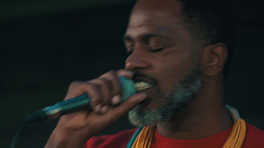 Shabazz Palaces - Effeminence (Live on KEXP)