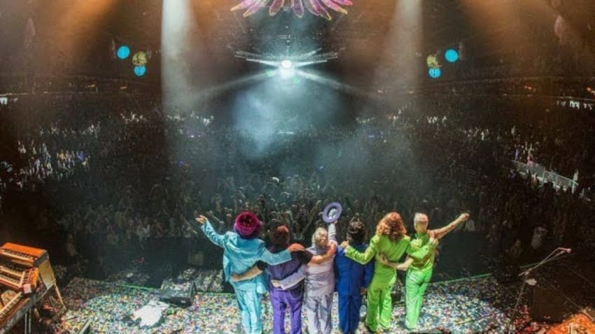 The String Cheese Incident - "Good Times Around The Bend" - NYE 2014 [HD]