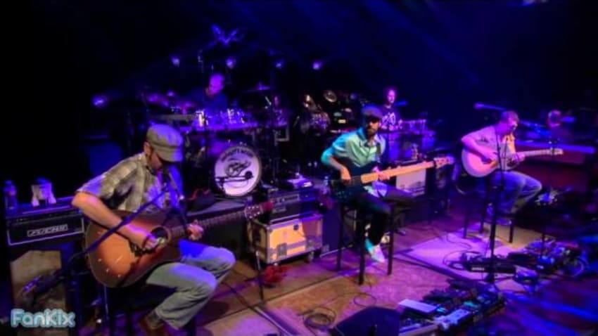 Umphrey's McGee: "In The Kitchen" (Acoustic)