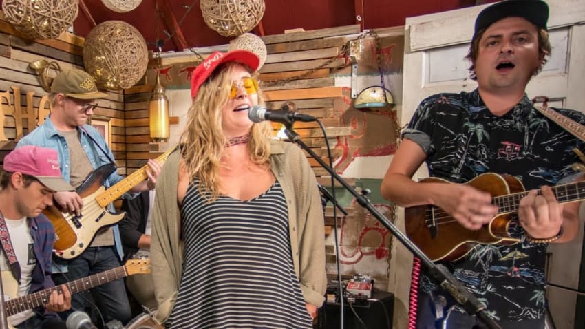 Wild Child - Back and Forth - Pumphouse Sessions @Pickathon 2018 S05E11