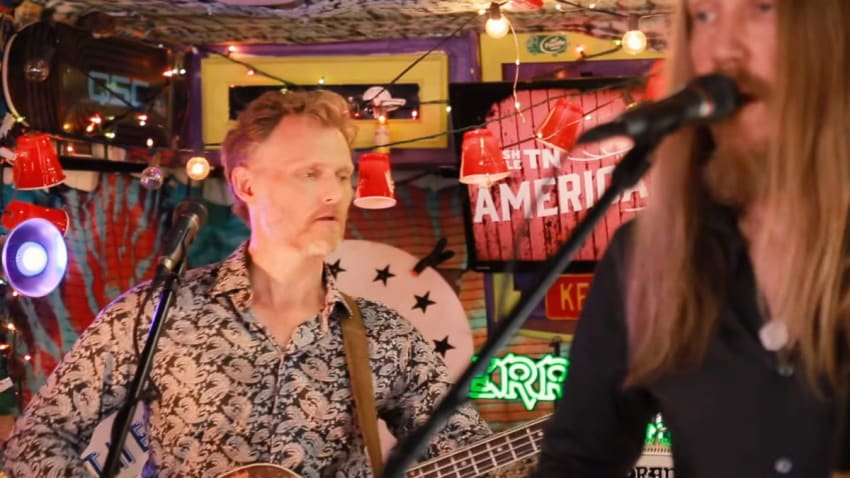 Wood Brothers Jam In The Van