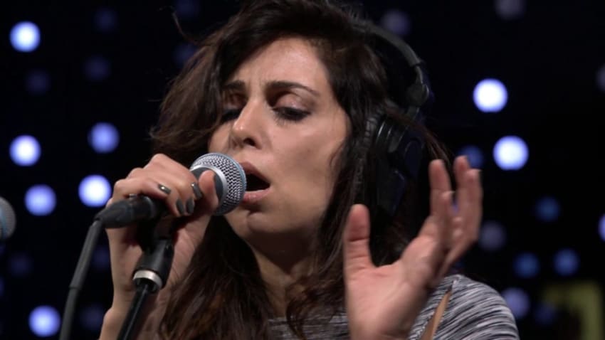 Yasmine Hamdan - Cafe (Live on KEXP)