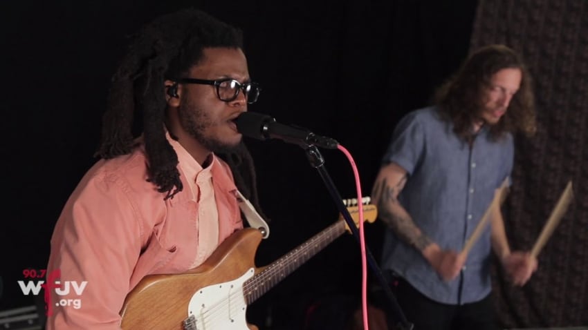 Yuno - "No Going Back" (Live at WFUV)