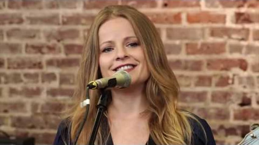 Alice Wallace live at Paste Studio ATL