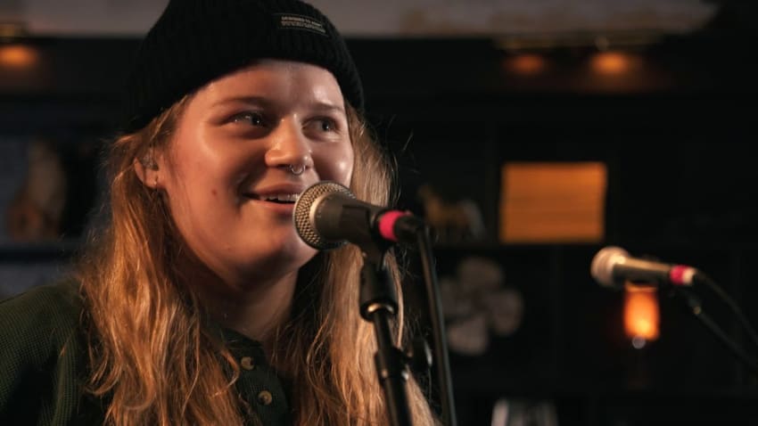 girl in red - watch you sleep (Live on KEXP)