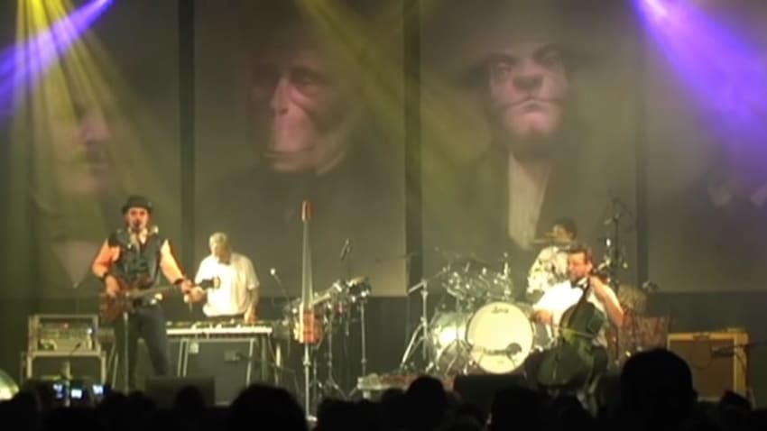 Sunday Cinema: Les Claypool Covers Rush’s ‘The Spirit Of Radio’ At Jam In The Dam 2010