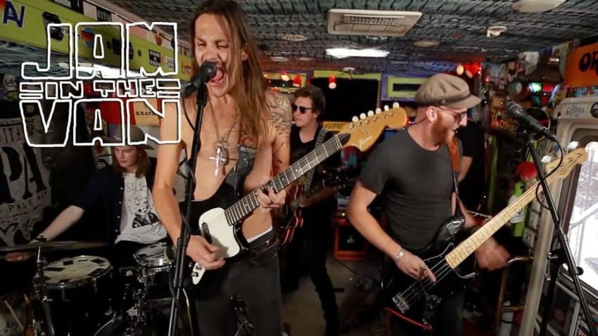 QUIET OAKS - "I Don't Bleed" (Live from GoPro Mountain Games in Vail, CO 2016) #JAMINTHEVAN