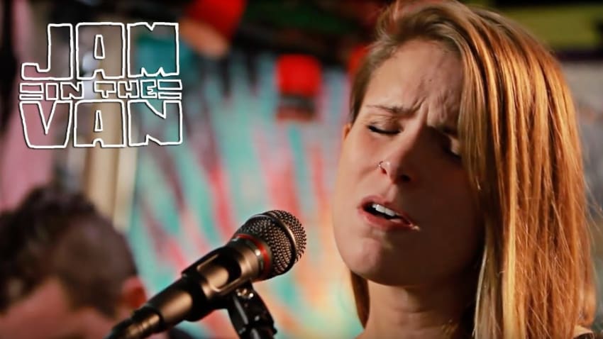 LYDIA LUCE - "Love You True" (Live at JITV HQ in Los Angeles, CA 2016) #JAMINTHEVAN