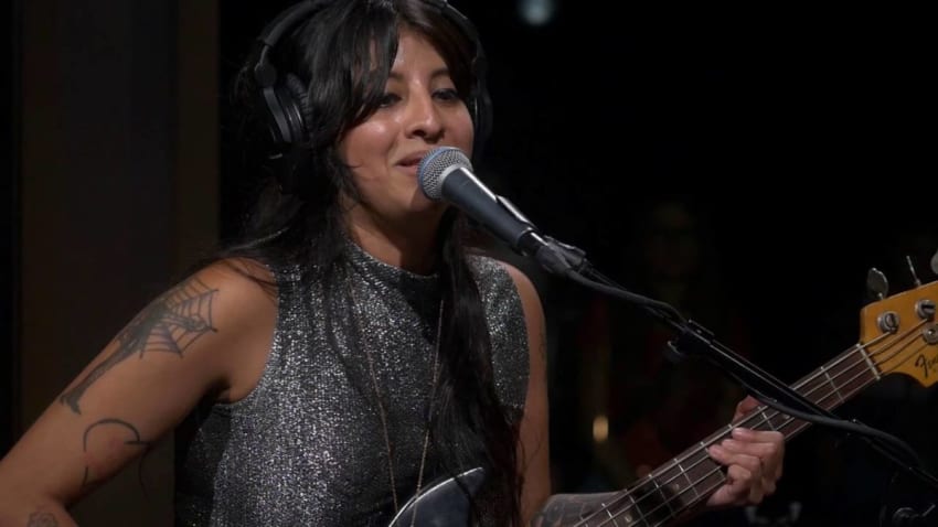 Acapulco Lips - Awkward Waltz (Live on KEXP)