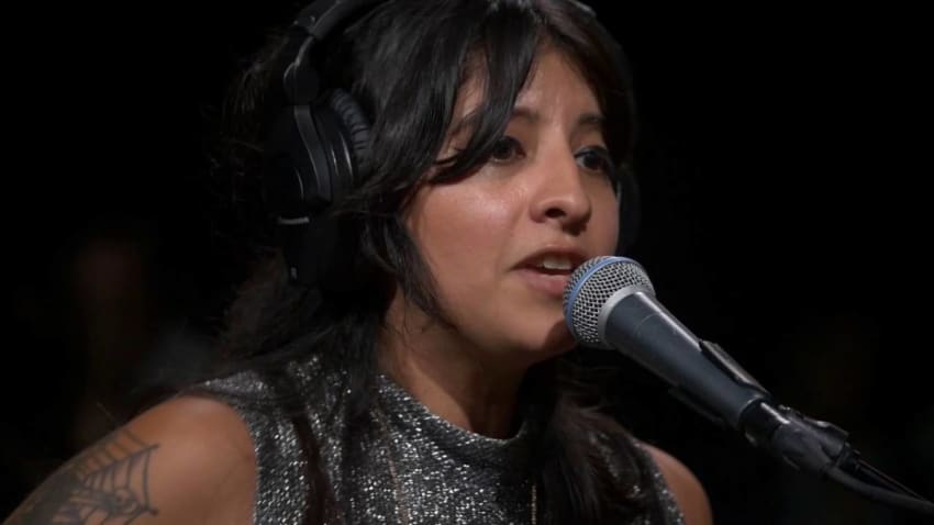 Acapulco Lips - Gotta Know (Live on KEXP)