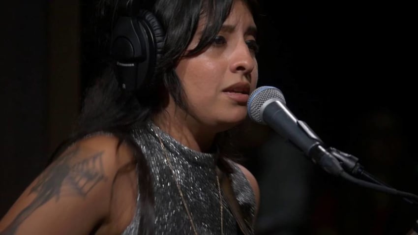 Acapulco Lips - Shoes On (Live on KEXP)