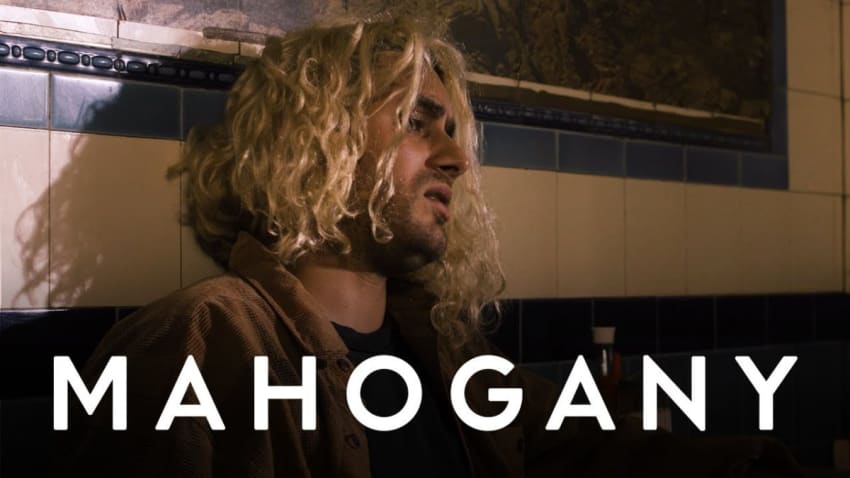 Allan Rayman - Pretty Please | Mahogany Session