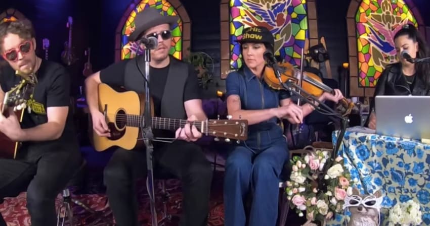 Amanda Shires Jason Isbell I So Lounging 3_28