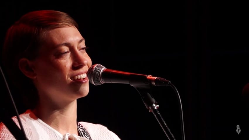 Anna Burch - Belle Isle (Live on eTown)