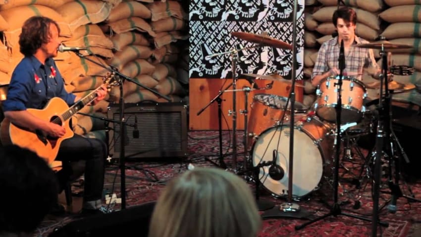 Aveo - Bridge's Dare (Live on KEXP)