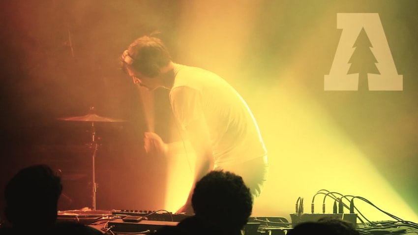 Bayonne - Fallss - Live From Lincoln Hall