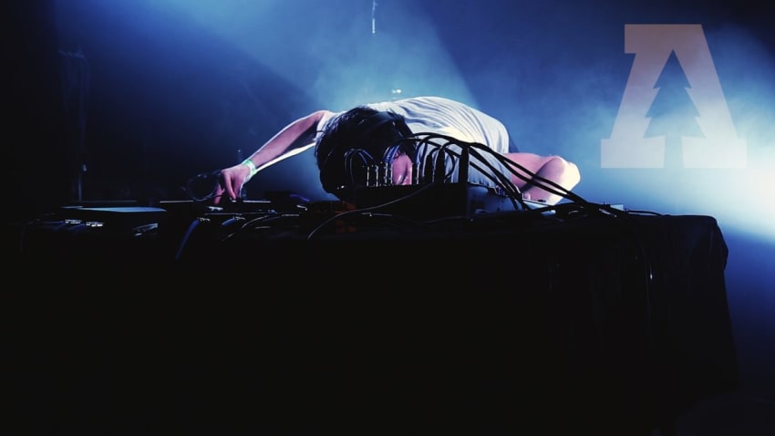 Bayonne - Omar - Live From Lincoln Hall