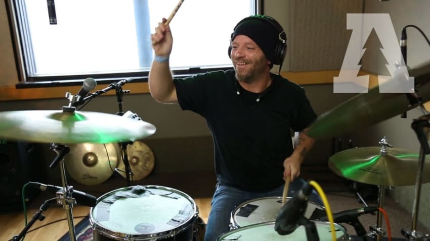 Bear vs. Shark - 5, 6 Kids - Audiotree Live (6 of 6)