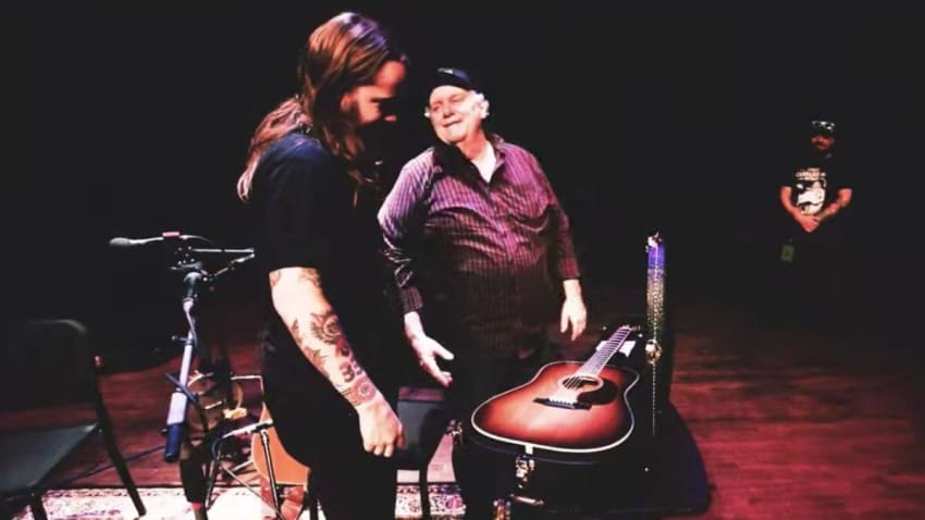 Family Strings Recap: Watch Billy Strings Gift Signature Model Guitar To Dad & More