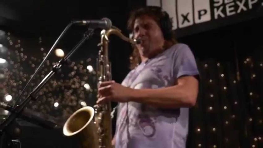 Bossacucanova - Balanca Nao Pode Parar! (Live on KEXP)