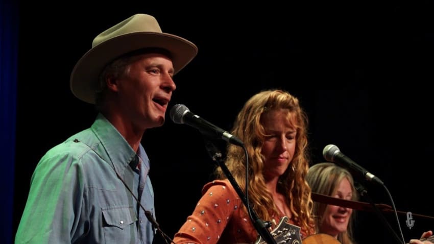 Caleb Klauder and Reeb Willms - New Shoes (Live on eTown)