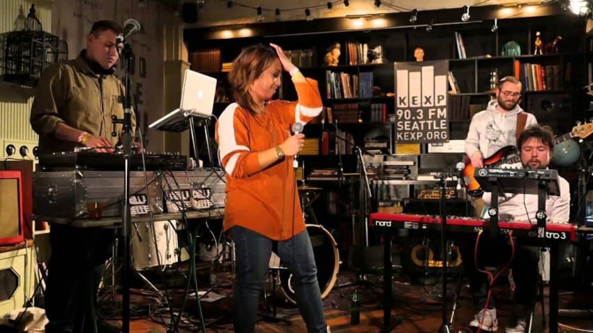 CELL7 - iEndorse (Live on KEXP)