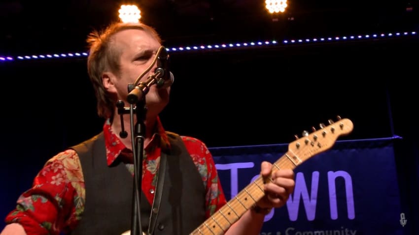 Chuck Prophet - Jesus Was a Social Drinker (eTown webisode #1208)