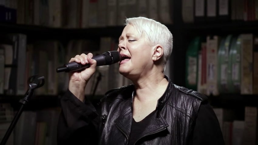 Cindy Wilson live at Paste Studio NYC
