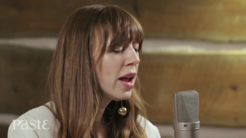 Ella Vos at Paste Studio NYC live from The Manhattan Center