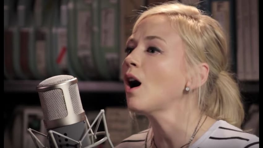 Emily Kinney - Last Chance - 4/18/2016 - Paste Studios, New York, NY