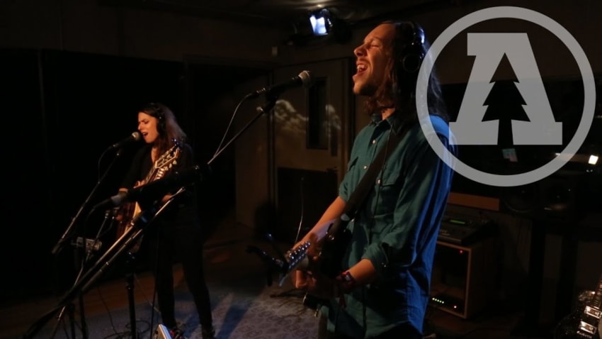 Escondido - Apartment - Audiotree Live (5 of 6)