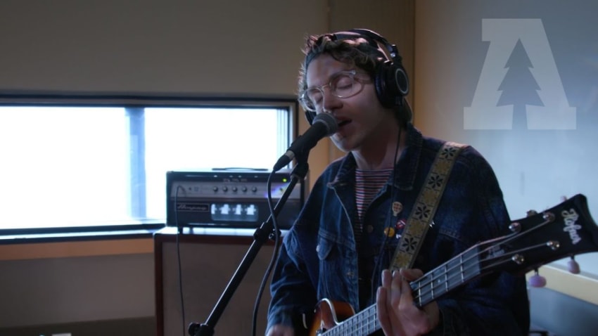 Hot Flash Heat Wave - Lonely Times - Audiotree Live (1 of 6)