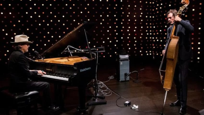 Howe Gelb - Full Performance (Live on KEXP)