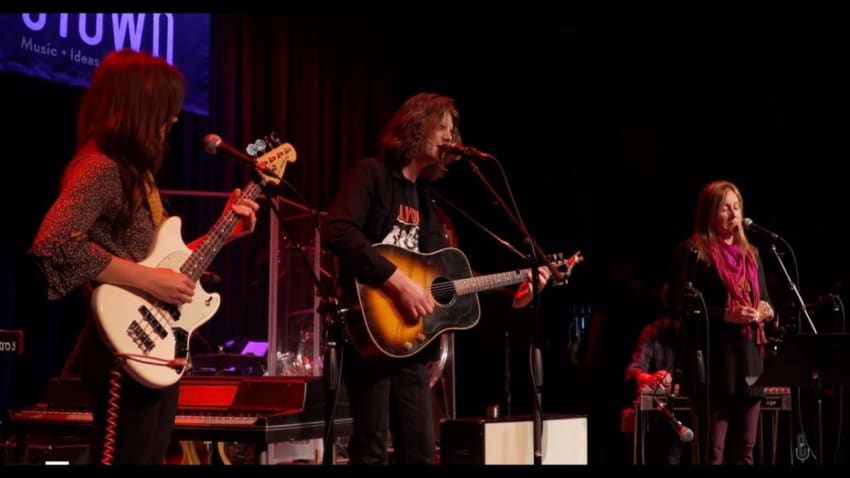 Kyle Emerson - So Goddamn Low (Live on eTown)