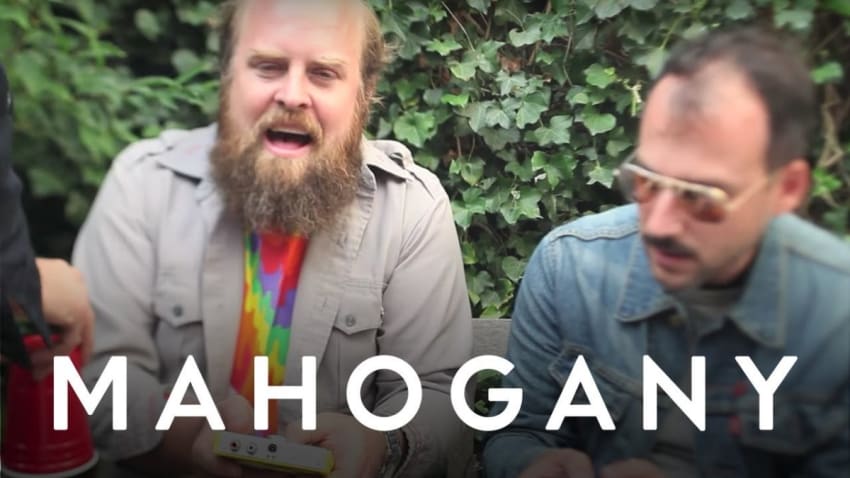 Les Savy Fav - Let's Get Out Of Here (Korg Version) | Mahogany Session