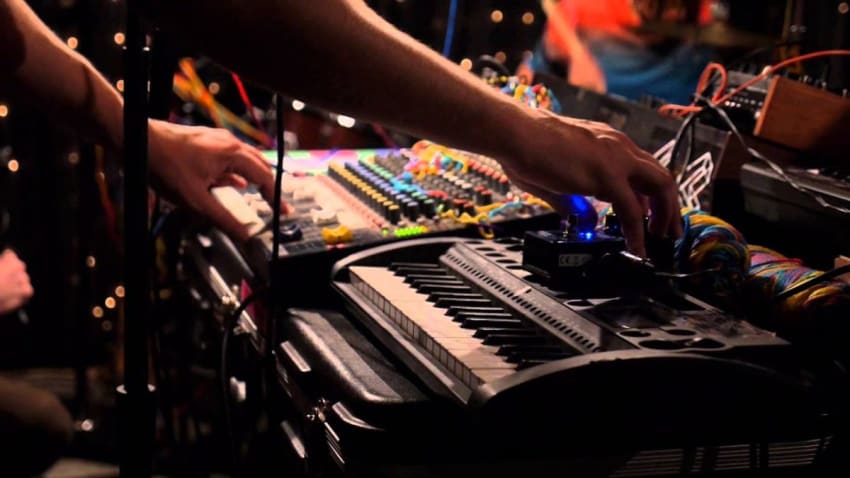 Liars - I'm No Gold (Live on KEXP)