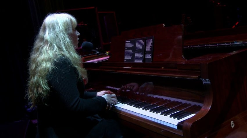 Loreena McKennitt - A Hundred Wishes (Live on eTown)