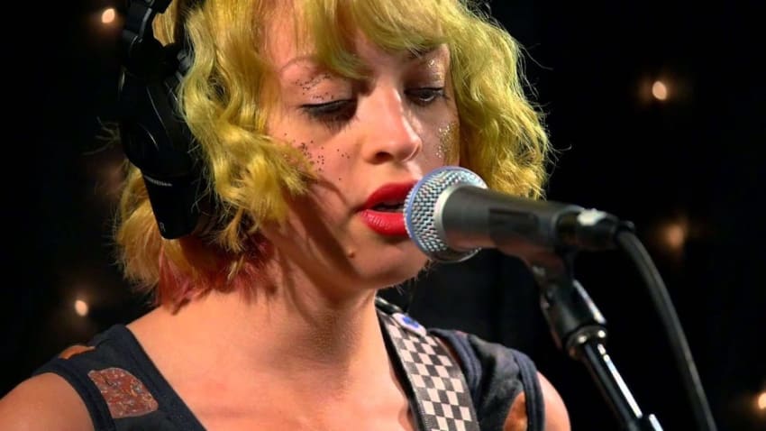 Mommy Long Legs - Haunted House Wives (Live on KEXP)